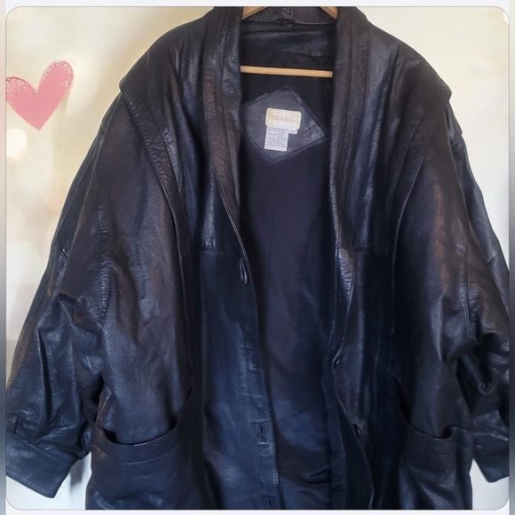 Roaman's Jackets & Blazers - Roaman's Elegant Black Vintage Leather Jacket